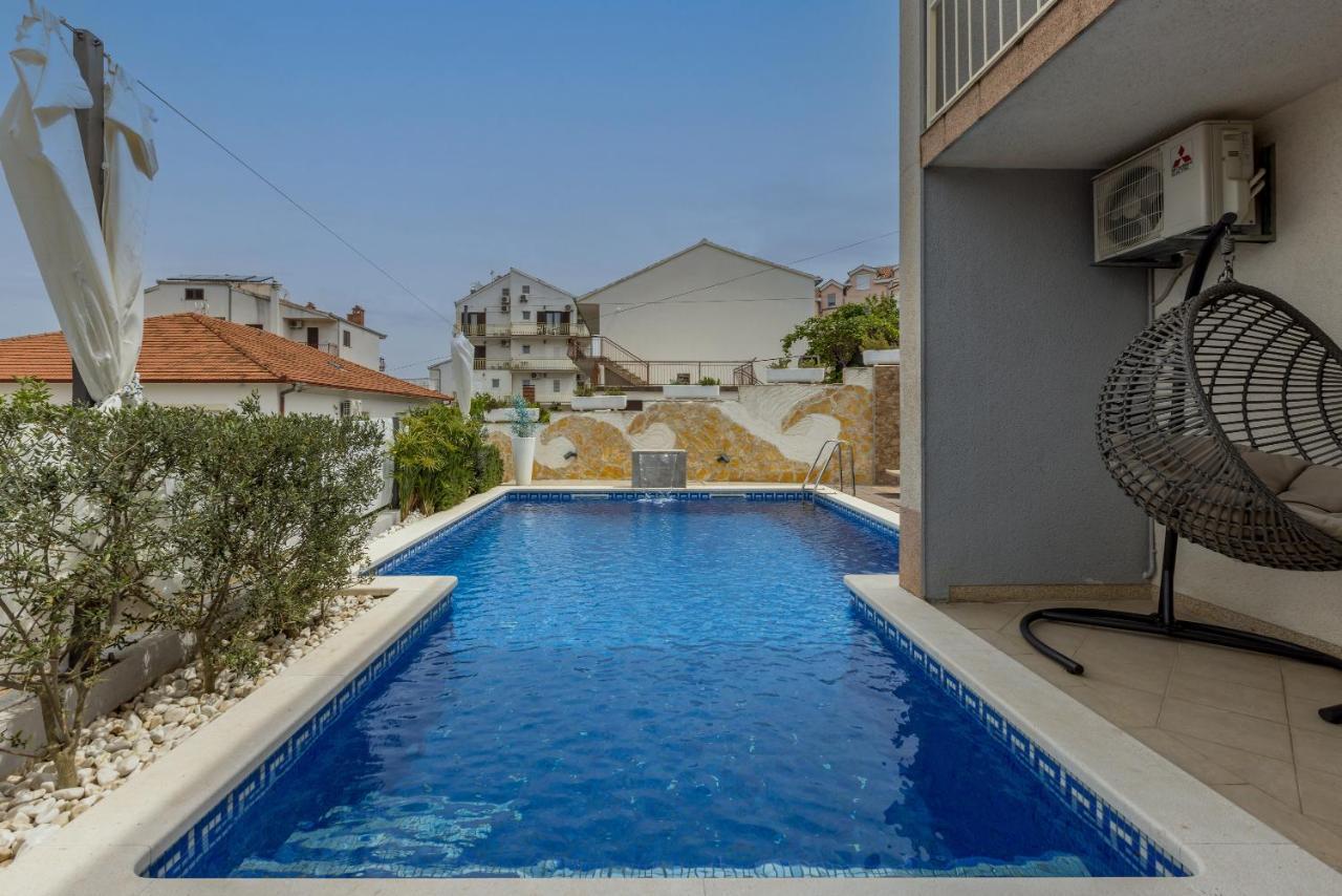 Villa Costa Blu With Pool By The Sea Trogir Exterior foto